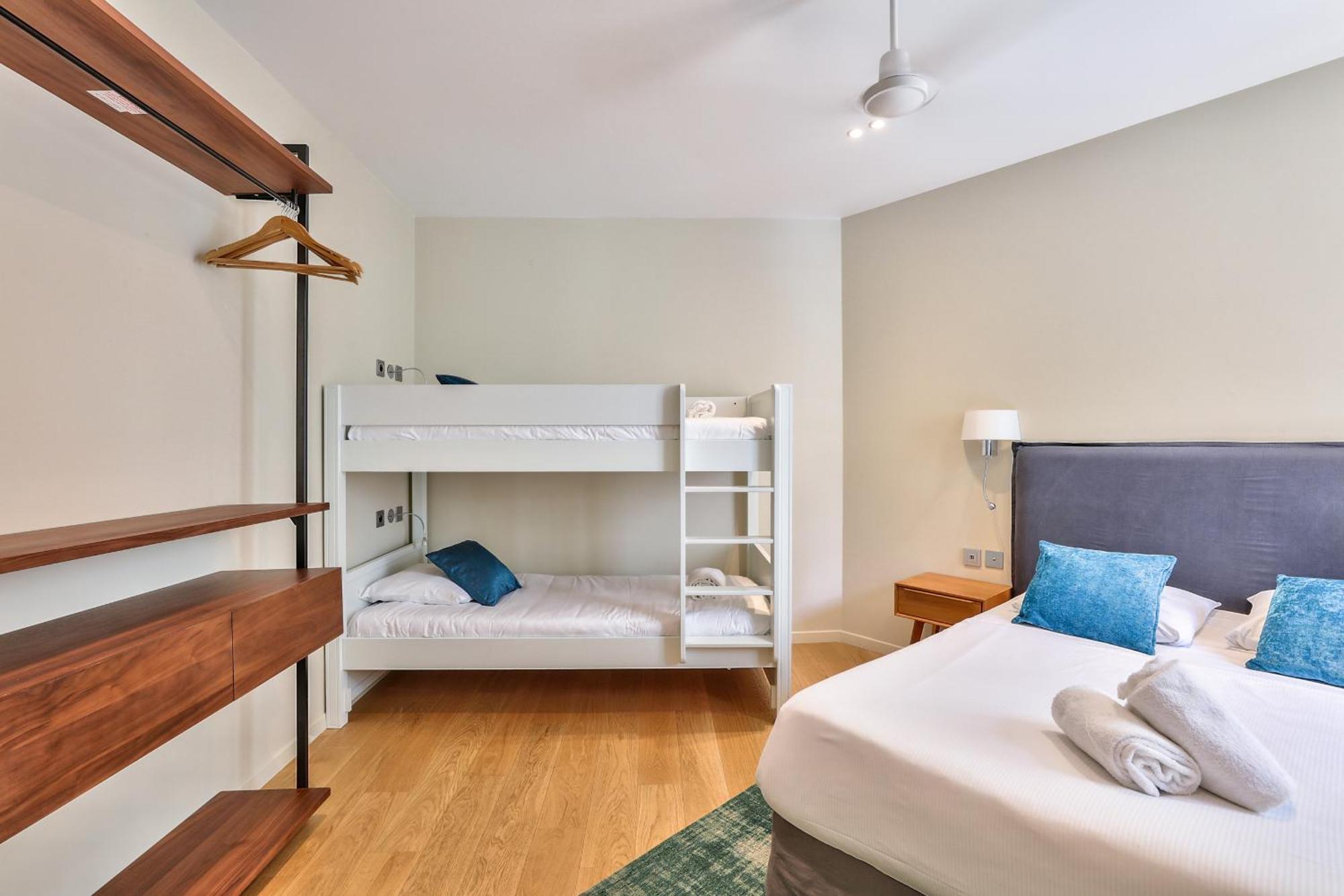 71 - Amazing Apartment in Le Marais Parigi Esterno foto